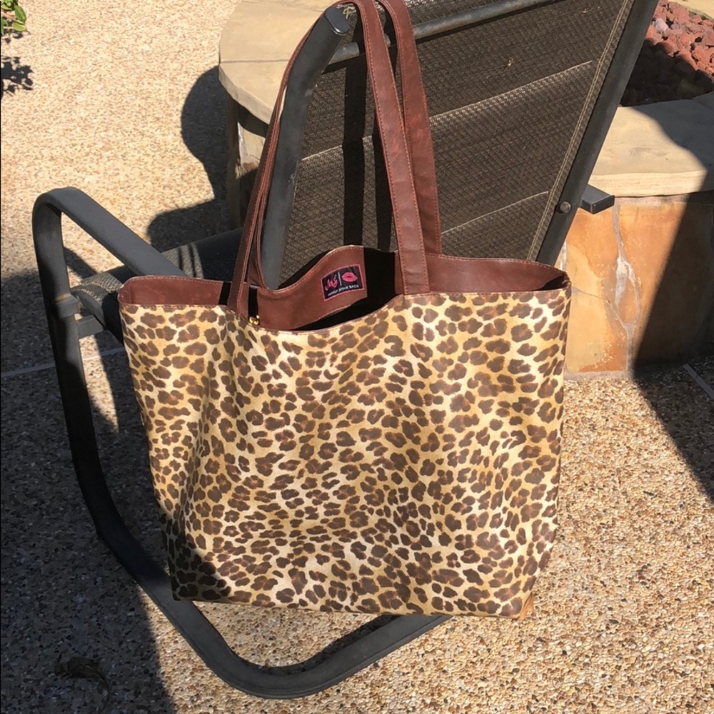 Leopard Print Tote Bag with Brown Trim